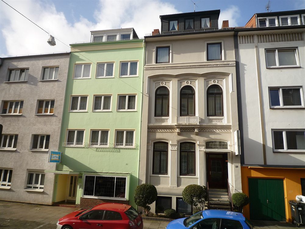 Gasthaus Hotel BRE Esterno foto